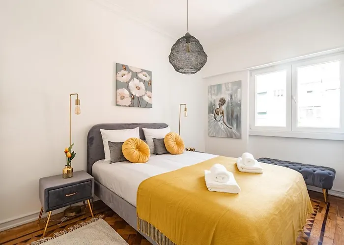 Akicity Alameda Yellow 아파트