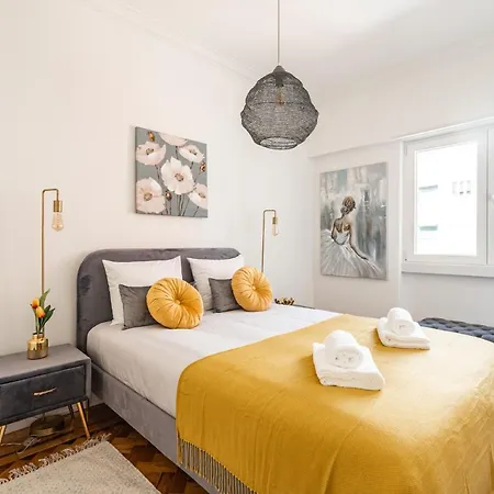 Akicity Alameda Yellow Appartement